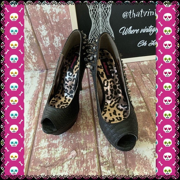 Dollhouse spike heels, size 7.5 - Picture 5 of 10